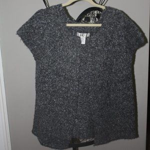 Kikit gray short-sleeved sweater